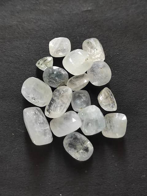 RATNA [ GEMSTONE ]